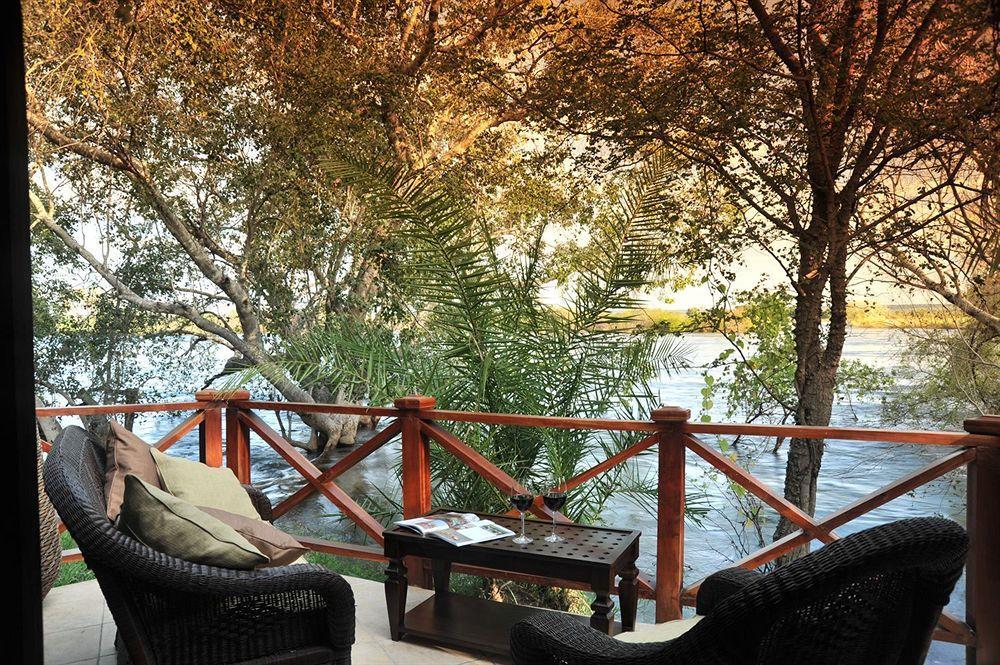 Three Cities Thorntree River Lodge Livingstone Buitenkant foto